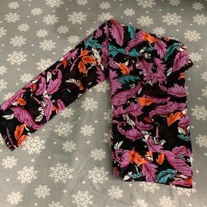 Tall and curvy Lularoe Leggings